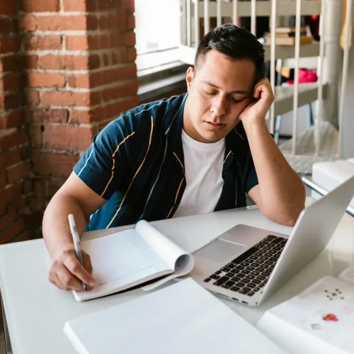 Why Poor Neck Circulation Makes You Sleepy During the Day — and How Wet Cupping Supports Better Blood Flow